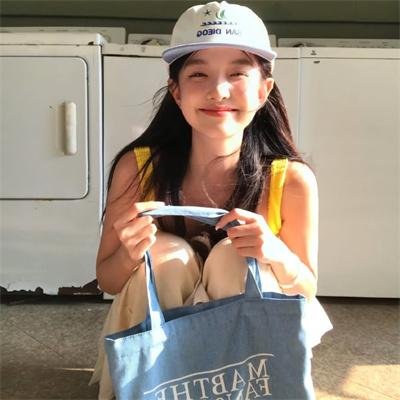 为黛西小姐开车